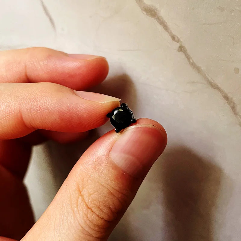 DRAVEN — Glass Crystal Magnetic Stud Earrings