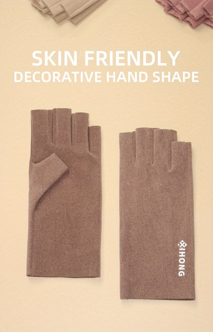 Self-Heating Fleece Gloves – Women’s Winter Street Style – Elegant Men's Accessory | Accessorio Uomo Elegante
