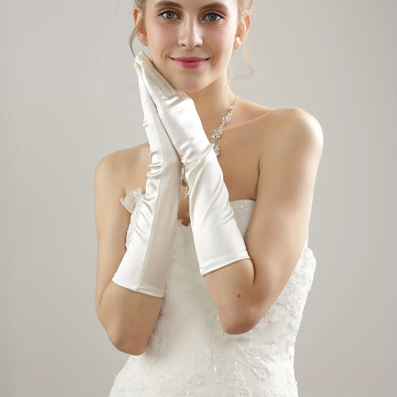 White Satin Dress Gloves – Elegant Bridal Wedding Style – Elegant Men's Accessory | Accessorio Uomo Elegante
