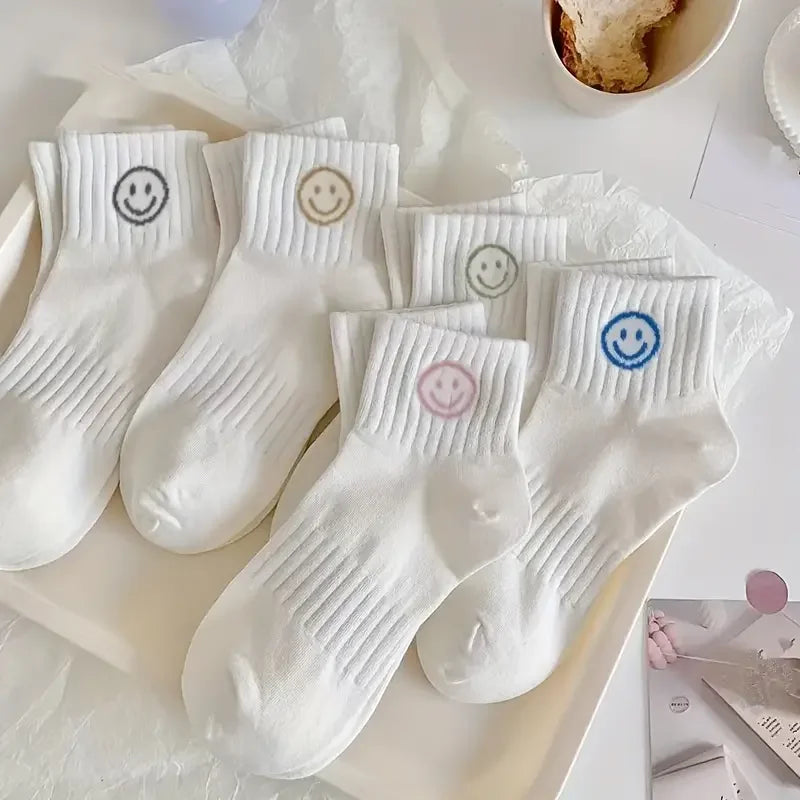 Cartoon Face Short Socks – 5 Pairs Unisex Street Style – Elegant Men's Accessory | Accessorio Uomo Elegante