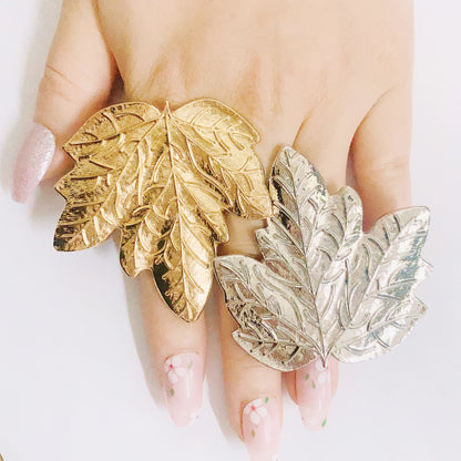 Luxury Gold Plated Statement Ring – Elegant Men's Accessory | Accessorio Uomo Elegante