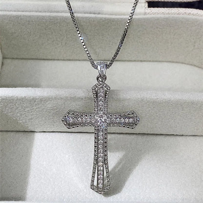 CZ Stone Cross Necklace – Luxury Silver Jewelry for Women – Elegant Men's Accessory | Accessorio Uomo Elegante