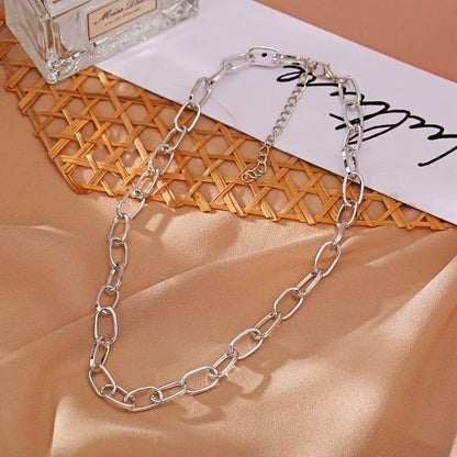 Simple Metal Link Chain Necklace – Short Fashion Choker for Women