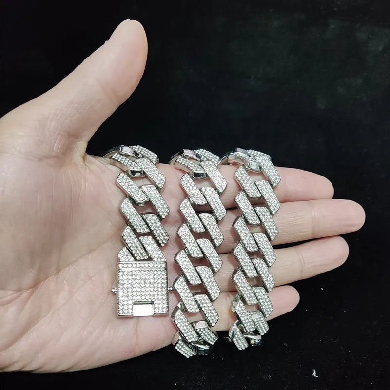 20mm Rhombus Cuban Chain Necklace – Bold Steel Statement Piece – Elegant Men's Accessory | Accessorio Uomo Elegante