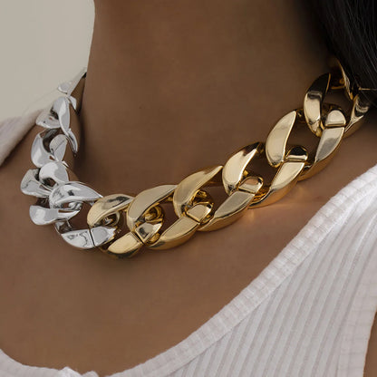 Chunky CCB Chain Necklace – Colorful Statement Jewelry for Women – Elegant Men's Accessory | Accessorio Uomo Elegante