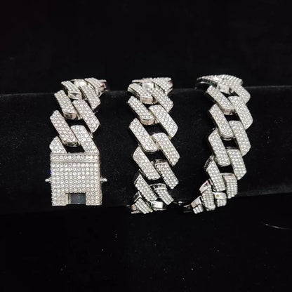 20mm Rhombus Cuban Chain Necklace – Bold Steel Statement Piece – Elegant Men's Accessory | Accessorio Uomo Elegante