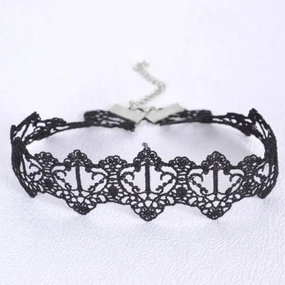Black & White Lace Choker – Elegant Statement Necklace for Women