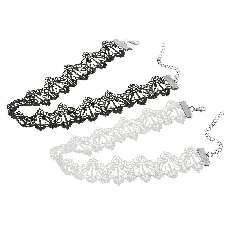 DRAVEN — Black & White Lace Choker – Elegant Statement Necklace for Women