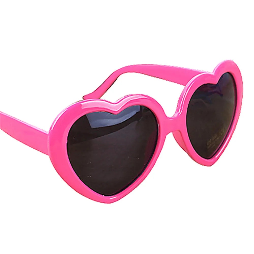 DRAVEN — Heart Shaped Sunglasses – Oversized Retro Love UV400 Shades