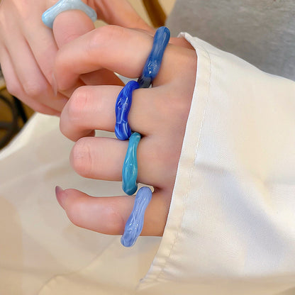 Red Geometric Resin Ring Set – Elegant Men's Accessory | Accessorio Uomo Elegante