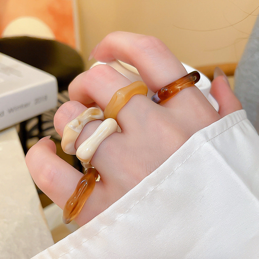 DRAVEN — Red Geometric Resin Ring Set