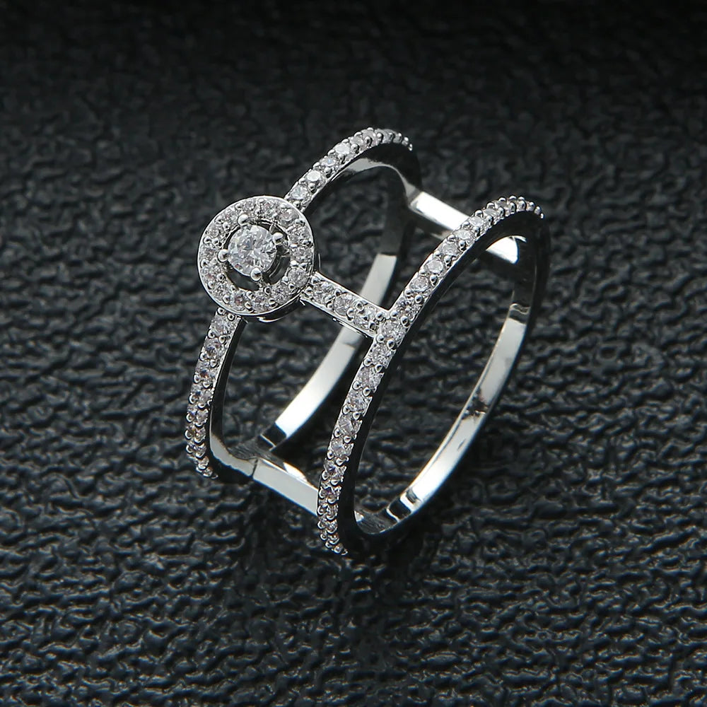 18K Gold Geometric Zircon Ring – Elegant Men's Accessory | Accessorio Uomo Elegante