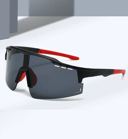 Sport Cycling Sunglasses – UV400 Outdoor Protection – Elegant Men's Accessory | Accessorio Uomo Elegante
