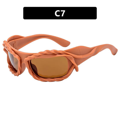 Y2K Twisted Sunglasses – Silver Retro 2000’s Luxury Shades – Elegant Men's Accessory | Accessorio Uomo Elegante