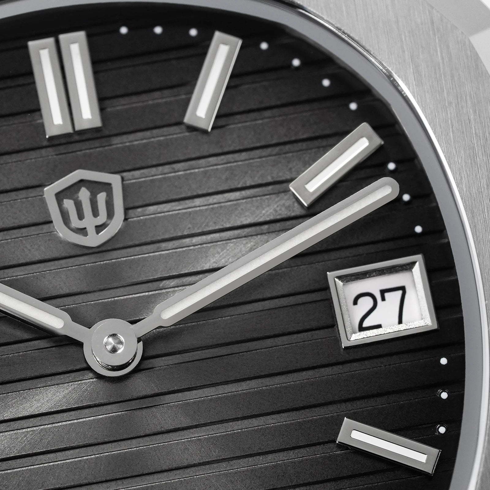 Heritage Depth – Watchdives WD00013 with Sapphire Crystal & Ronda 714 Movement – Elegant Men's Accessory | Accessorio Uomo Elegante