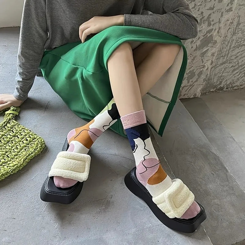 DRAVEN — Abstract Print Mid Tube Socks – Trendy Unisex Graffiti Style