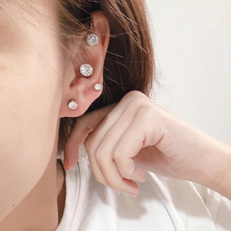 Shining Zircon Magnetic Ear Studs – Elegant Men's Accessory | Accessorio Uomo Elegante