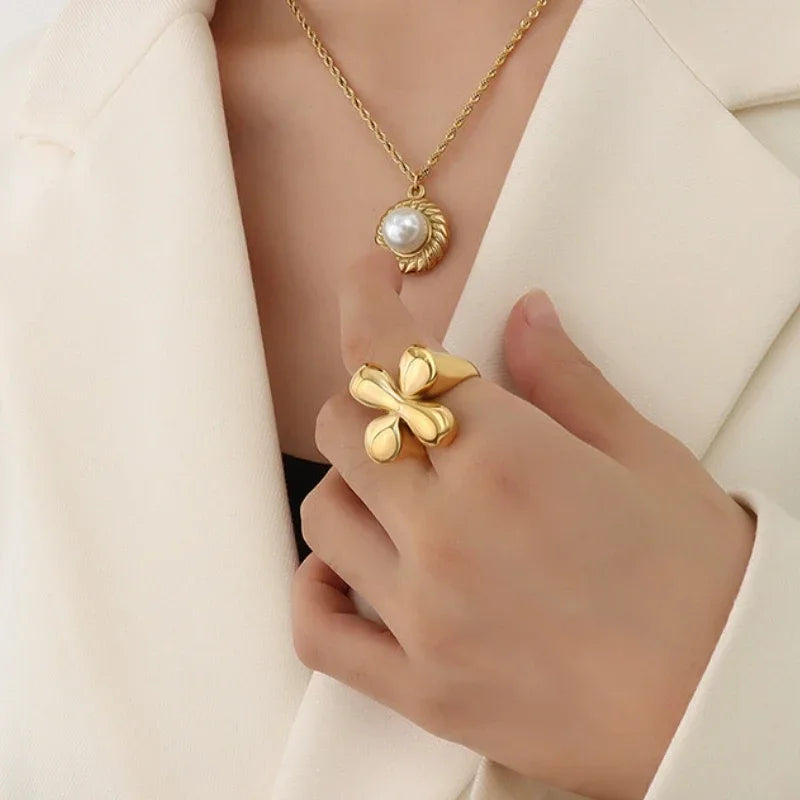 Vintage Temperament Metal Ring – Elegant Men's Accessory | Accessorio Uomo Elegante