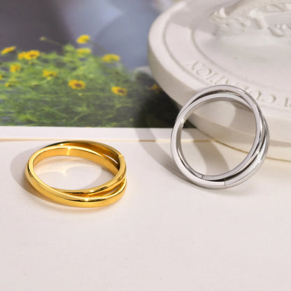 Interlocked Gold Rolling Ring – Elegant Men's Accessory | Accessorio Uomo Elegante