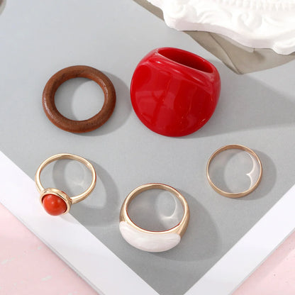 Red Geometric Resin Ring Set – Elegant Men's Accessory | Accessorio Uomo Elegante