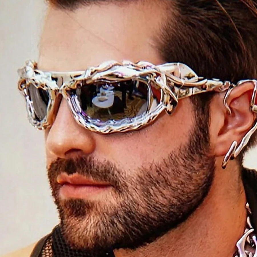DRAVEN — Y2K Twisted Sunglasses – Silver Retro 2000’s Luxury Shades