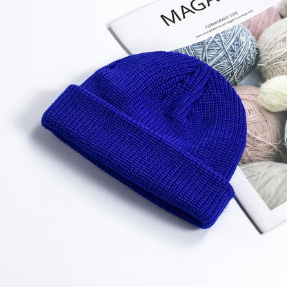 Classic Wool Beanie – Minimal Warm Knit Hat – Elegant Men's Accessory | Accessorio Uomo Elegante