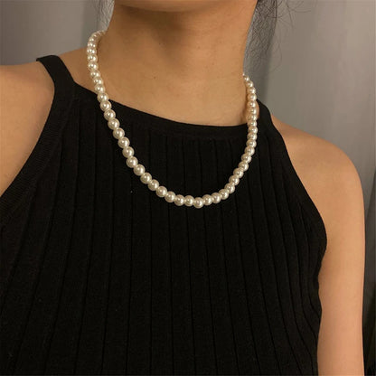 Classic White Pearl Choker – Vintage Handmade Beaded Necklace for Men and Women