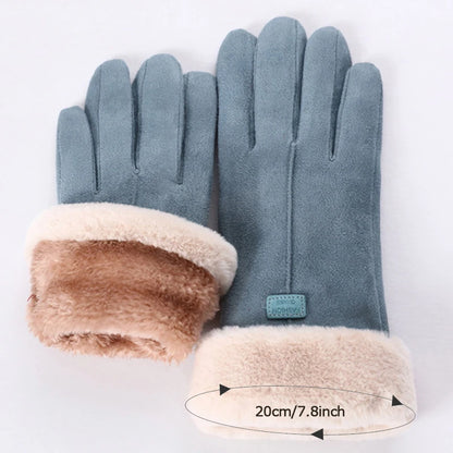 Cute Furry Mittens – Women’s Warm Winter Style – Elegant Men's Accessory | Accessorio Uomo Elegante