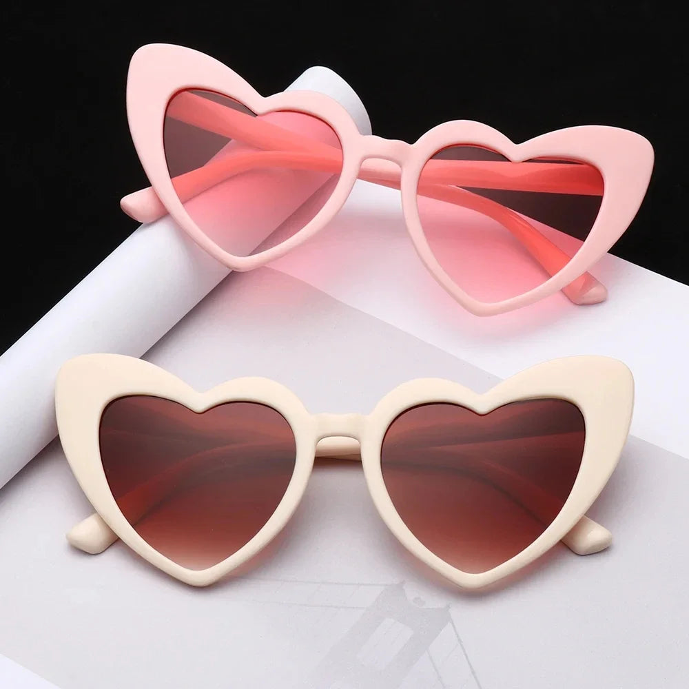 DRAVEN — Retro Heart Sunglasses – Oversized Love Frame UV400 Eyewear