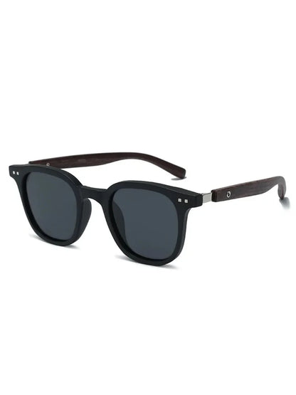 Wood Grain Sunglasses – Trendy Retro Polarized Design – Elegant Men's Accessory | Accessorio Uomo Elegante
