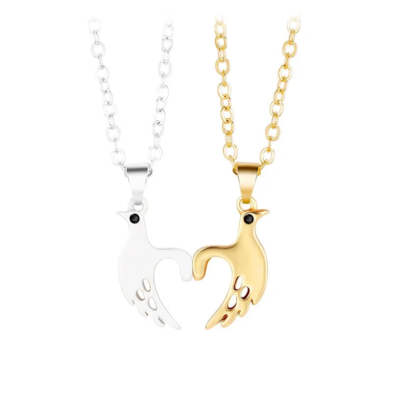 DRAVEN — Pinky Swear Couple Necklace Set – Promise Hand Pendant Jewelry for Lovers and Friends