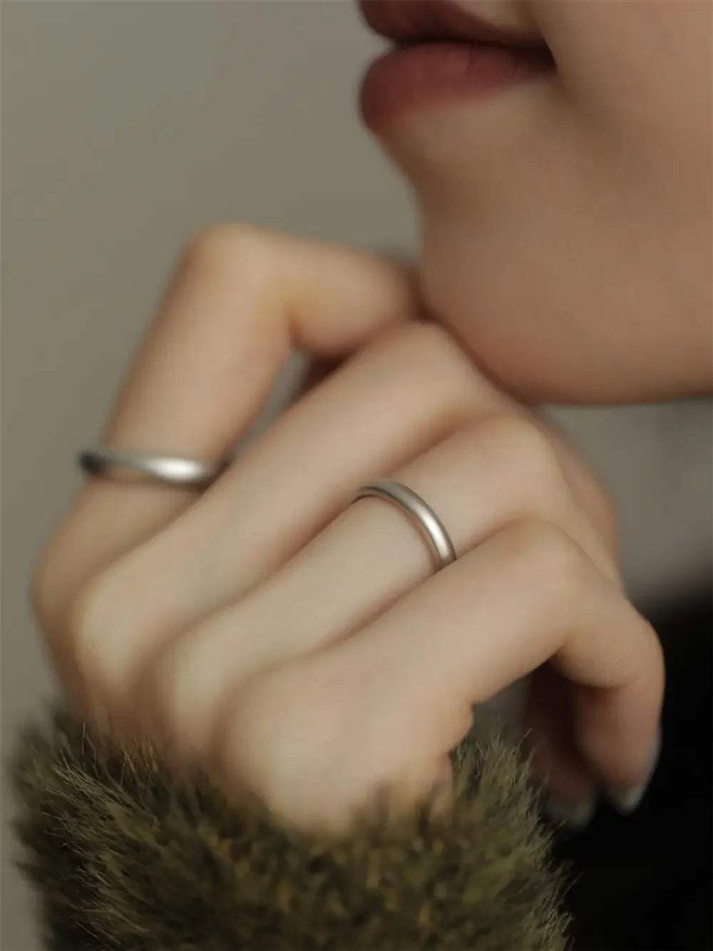 DRAVEN — Minimalist Frosted Silver Ring