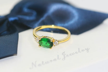 Elegant Multicolor Oval Zircon Ring – Elegant Men's Accessory | Accessorio Uomo Elegante