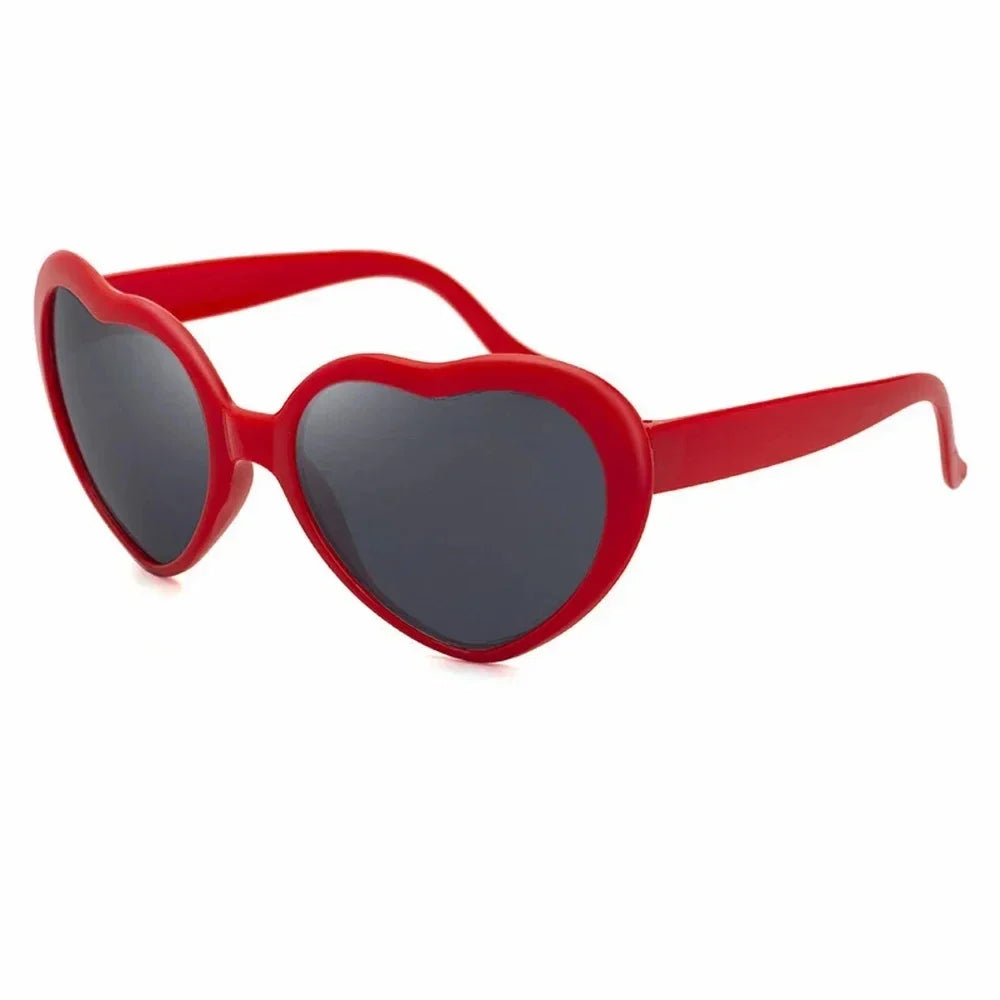 DRAVEN — Light-Reactive Heart Sunglasses – Color-Changing Love Shades