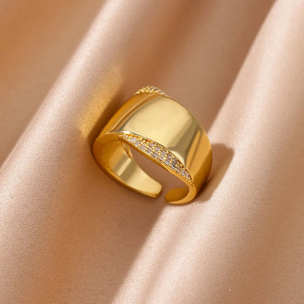 DRAVEN — Gold Geometric Zircon Crystal Ring