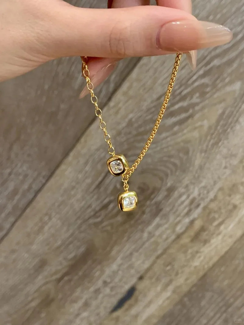 DRAVEN — Glossy Small Square Bracelet