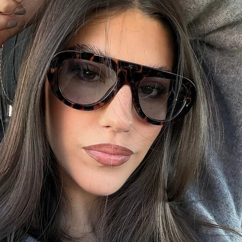 Oversized Sunglasses – Designer Punk UV400 Eyewear – Elegant Men's Accessory | Accessorio Uomo Elegante