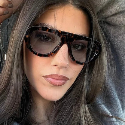 Oversized Sunglasses – Designer Punk UV400 Eyewear – Elegant Men's Accessory | Accessorio Uomo Elegante