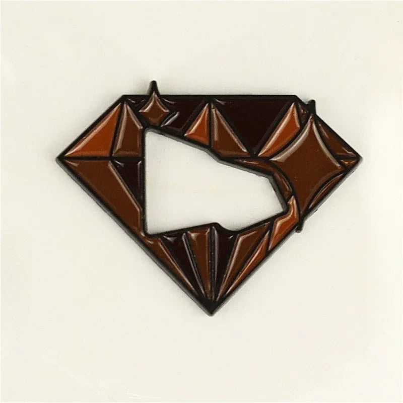 DRAVEN — Virgin Mary Metal Pin – Retro Baseball Cap Brooch