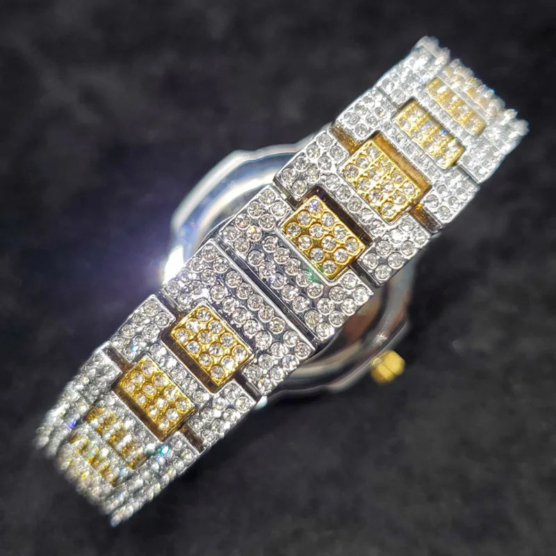 Crystal Empire – Men’s Silver Luxury Watch with Luminous Dial – Elegant Men's Accessory | Accessorio Uomo Elegante