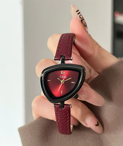 Men’s Triangular Luxury Watch – Bold Stainless Steel Design – Elegant Men's Accessory | Accessorio Uomo Elegante