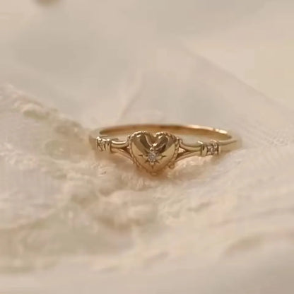 Gold Plated Heart Stainless Steel Ring – Elegant Men's Accessory | Accessorio Uomo Elegante