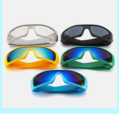 Futuristic Sports Shield Sunglasses – Y2K Driving Style – Elegant Men's Accessory | Accessorio Uomo Elegante
