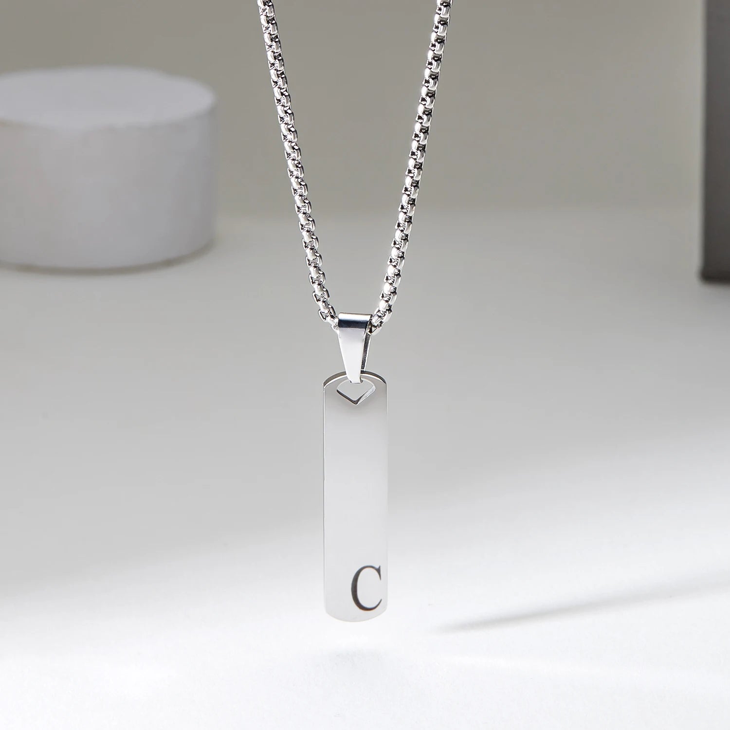 Stainless Steel Initial Bar Necklace – A–Z Alphabet Pendant Jewelry for Men and Women – Elegant Men's Accessory | Accessorio Uomo Elegante