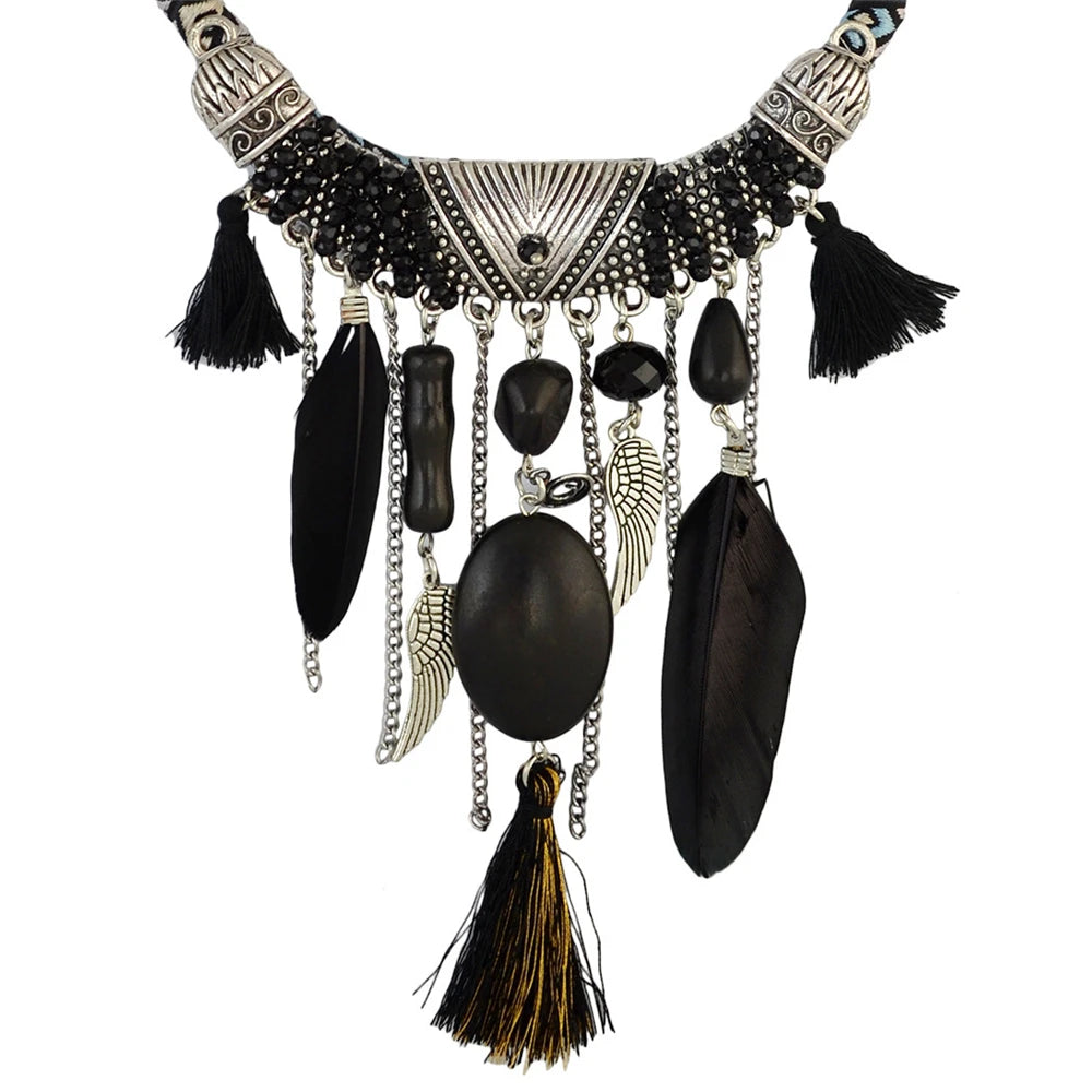 DRAVEN — Vintage Turquoise Bohemian Necklace – Unique Ethnic Design for Parties