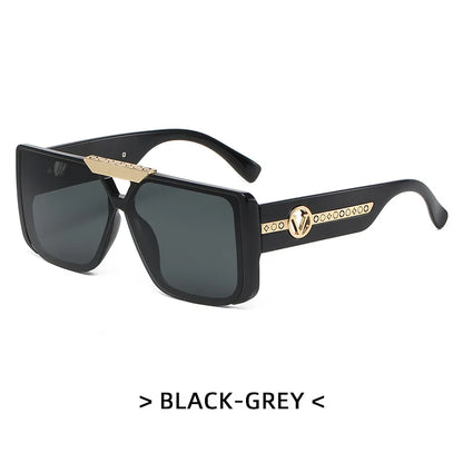 Large Square Street Sunglasses – Designer Travel Style – Elegant Men's Accessory | Accessorio Uomo Elegante