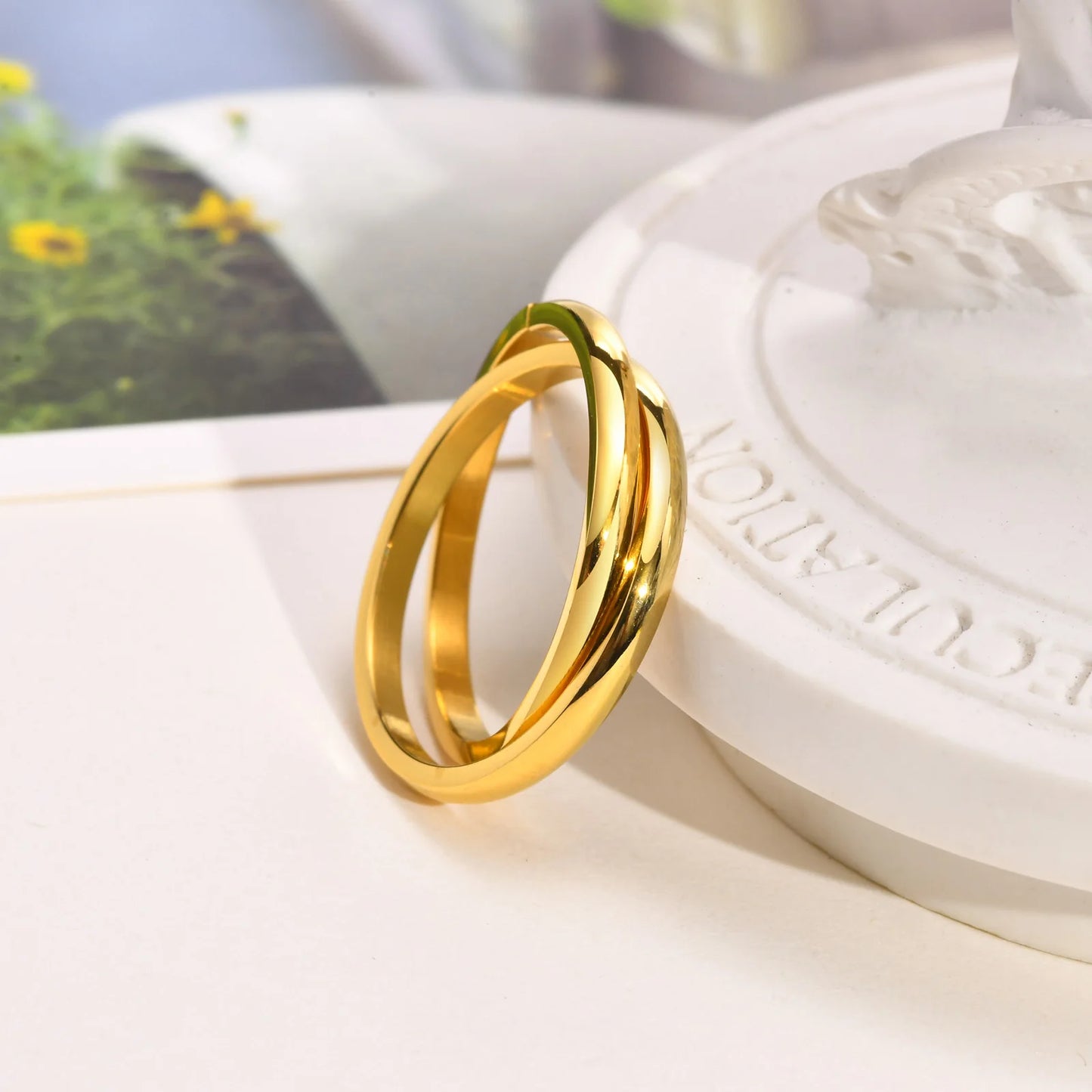 DRAVEN — Interlocked Gold Rolling Ring