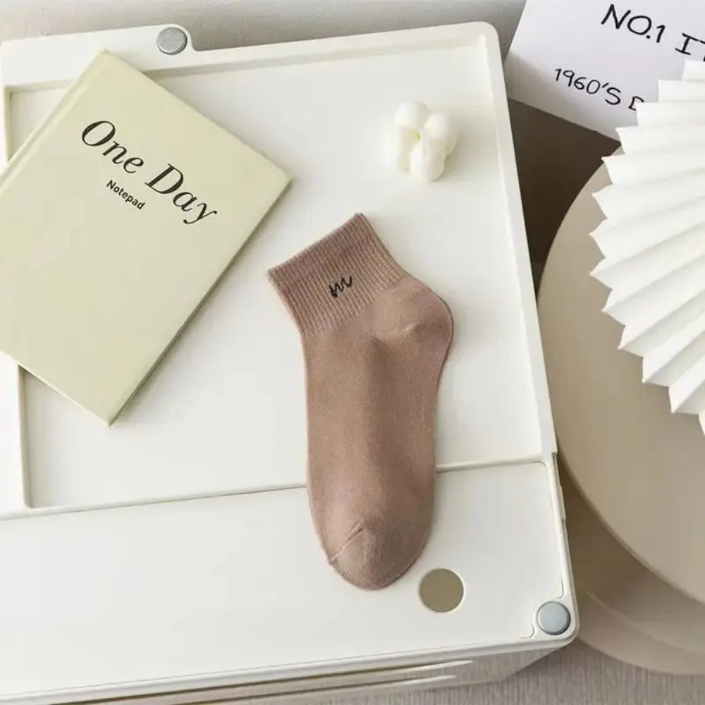 DRAVEN — 5 Pairs Letter Print Short Socks – Soft & Breathable