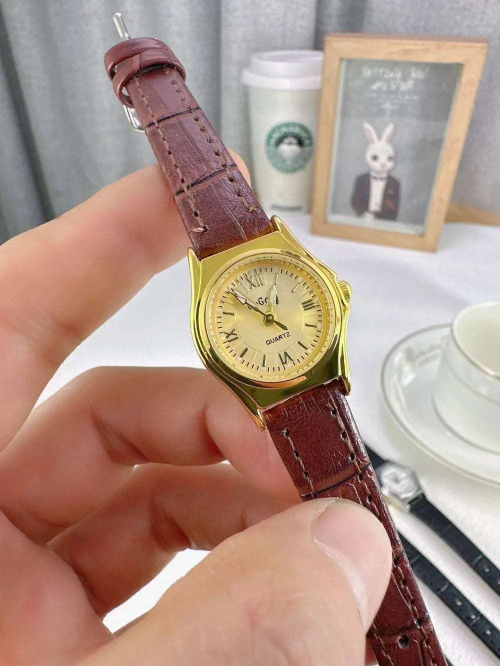 DRAVEN — Grace in Motion – Women’s Leather Quartz Watch with Stainless Steel Details