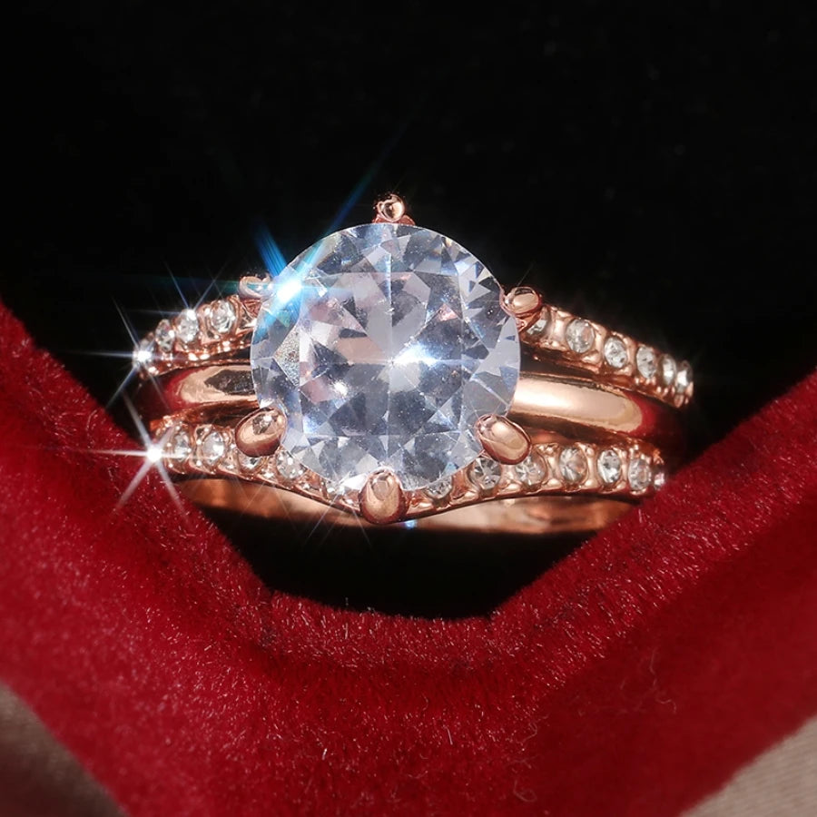 Rose Gold Six Claw Zircon Ring – Elegant Men's Accessory | Accessorio Uomo Elegante